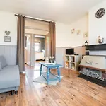 Charmant appartement met zicht Damse vaart @Brugge